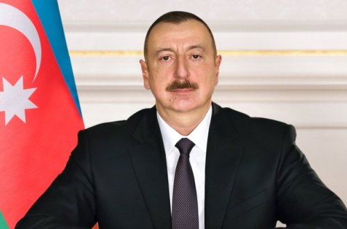 Manatla krediti olanların nəzərinə - Prezident fərman imzaladı