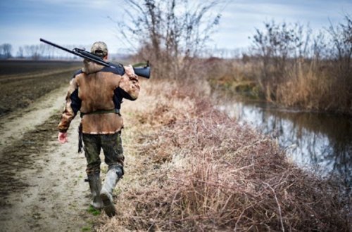 Xaçmazda adı “Qırmızı kitab”a düşmüş quşu qanunsuz ovlayan şəxslər saxlanılıb