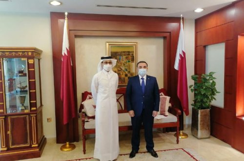 Azərbaycanlı səfir Qətərin mədəniyyət və idman naziri ilə görüşdü