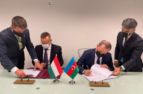 Azərbaycan və Macarıstan XİN başçıları arasında görüş oldu - FOTO