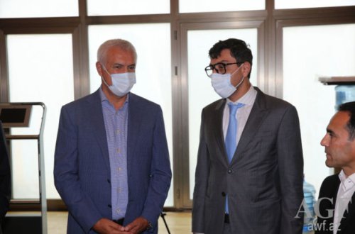 Fərid Qayıbov Güləş Federasiyasına baş çəkdi – FOTO