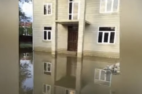 Balakəndə çay daşdı, 25 ailə təxliyyə olunmalıdır - Rəsmi