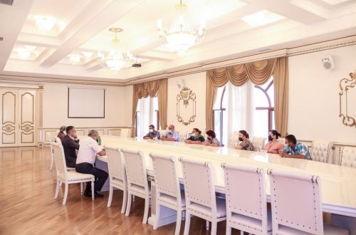 Deputat Ramil Həsən Ucar rayon Heydər Əliyev Mərkəzində seçiciləri qəbul etdi