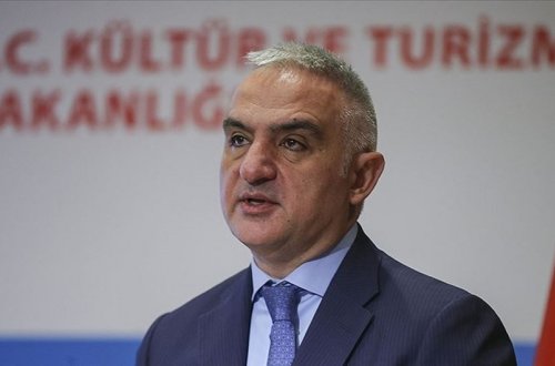 Türkiyəli nazir: “Ölkəmiz və Azərbaycan birgə turizm destinasiyası ola bilər”