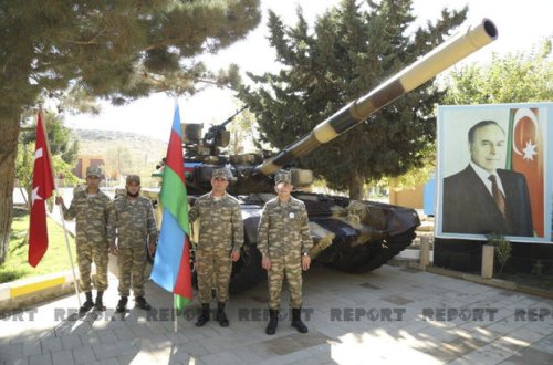 Abşeronda şəhid tankçıların xatirəsi əbədiləşdirildi - FOTO