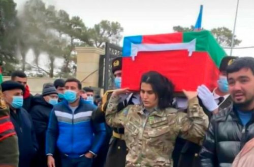 Nargül İbrahimli: “İlham Əliyevin yürüşdə həyat yoldaşımın fotosunu daşıdığını görəndə çox təsirləndim” - FOTO