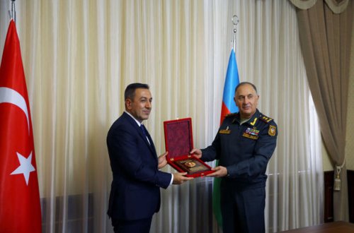 Azərbaycan Ordusunun Baş Qərargah rəisi Türkiyənin Milli müdafiə nazirinin müavini ilə görüşüb - FOTO