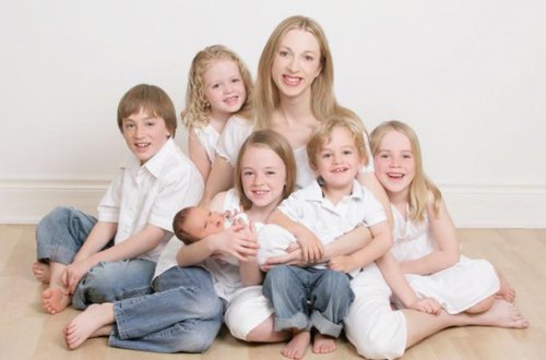 Üç yox, beş övladı olan qadınlar çoxuşaqlı ana sayılacaq - Rəsmi