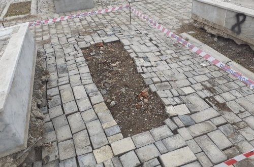 Dəfn olunan naməlum şəhid qəbrləri ekshumasiya edilib -  FOTO