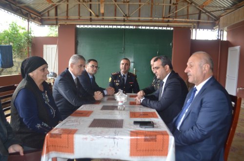 Anım Günündə daşınan plakatlar arasında öz oğlumun şəklini də gördüm