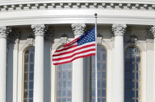 Конгресс США утвердил временный бюджет во избежание шатдауна