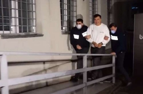 Saakaşvilinin Gürcüstanda saxlanma görüntüləri yayılıb