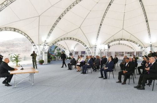 Prezident: “Bizi hədələyirdilər ki, müharibə başlasa, yenə torpaq itirəcəyik”