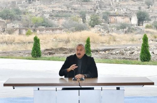 İlham Əliyev: “Bizi Ermənistanla əməkdaşlığa məcbur etmək istəyirdilər”