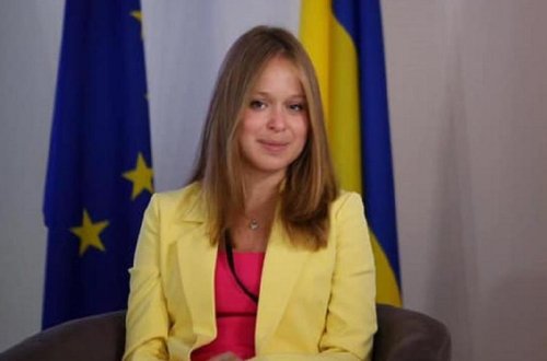 Saakaşvilinin həyat yoldaşı Gürcüstana gedib