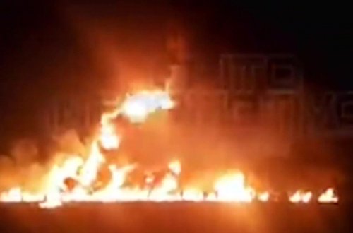 Meksikada dizel yanacağını nəql edən boru kəmərində şiddətli yanğın başlayıb