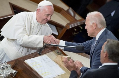 Bayden oktyabrın sonunda Vatikana səfər edəcək
