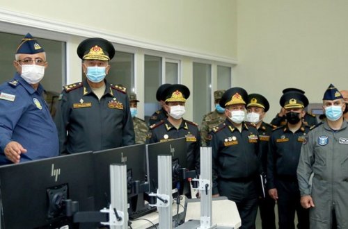 Baş Qərargah rəisi HHQ-nin Mərkəzi Komanda Məntəqəsində oldu (FOTOLAR)