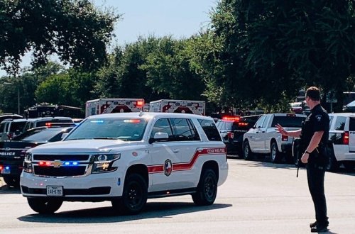 ABŞ-da məktəbdə baş vermiş atışma zamanı 4 nəfər yaralanıb - YENİLƏNİB