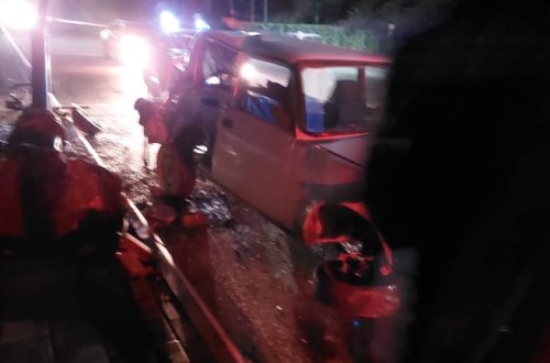 Tovuzda idarə etmədən çıxan avtomobil işıq dirəyinə çırpıldı - FOTO