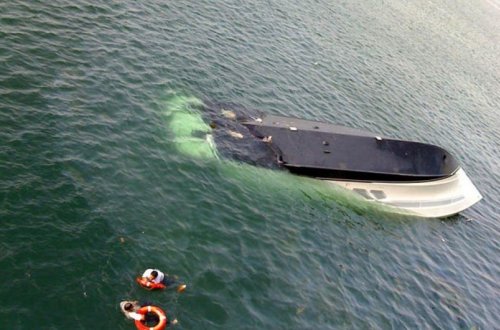 Banqladeşdə gəmi və qayıq toqquşub, ölən və itkin düşənlər var