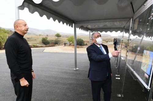 Dövlət başçısı Hadrut-Cəbrayıl-Şükürbəyli, Tuğ-Hadrut və Füzuli-Hadrut yollarında aparılan tikinti işləri ilə tanış olub- YENİLƏNİB