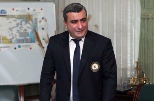 Elnur Əşrəfoğlunu ECMO cihazından ayırırlar