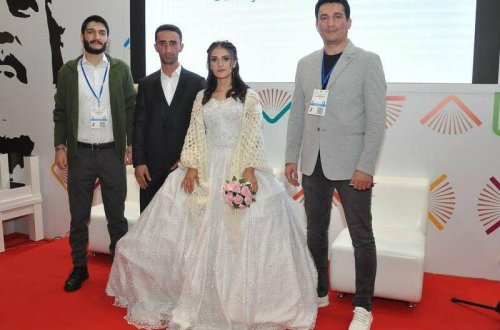 Bakıda unikal hadisə: bəylə gəlin... - VİDEO