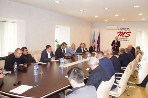 “Media və siyasi proseslərə baxış: peşə etikası və perspektiv vəzifələr” mövzusunda konfrans keçirildi - FOTO