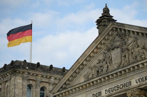 Yeni çağırış Bundestaqın ilk iclası oktyabrın sonlarında keçiriləcək