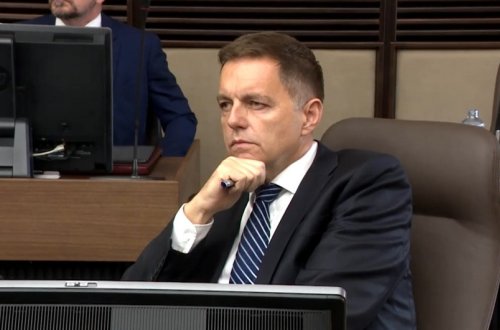 Slovakiya Milli Bankının rəhbəri korrupsiyada ittiham olunur