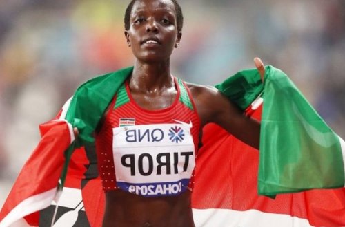 Dünya rekordçusu evində ölü tapılıb