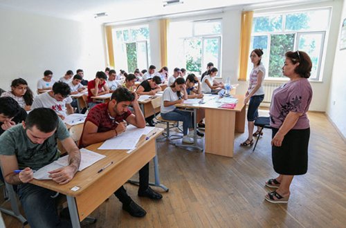 Dərs başlayandan 241 sinif distant təhsilə keçirilib