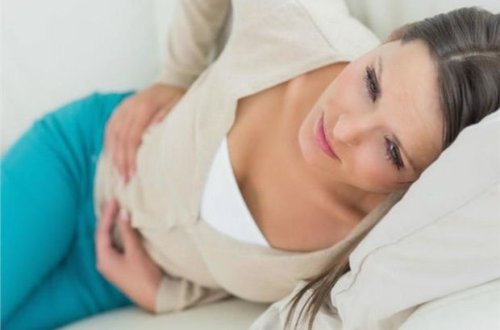 Mədədə qıcqırma hissinin yaranma səbəbləri açıqlandı