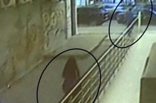 Azyaşlı qıza qarşı əxlaqsızlıq edən şəxsi döyüb öldürmək istədilər - Polis əllərindən güclə aldı - VİDEO