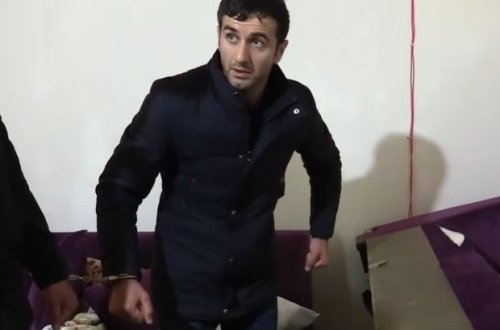 Hamilə arvadını 18 bıçaq zərbəsi ilə öldürdü, həbs cəzası verilmədi - MƏHKƏMƏ + VİDEO