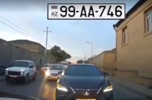 “AA” seriyalı avtomobil qaydalara məhəl qoymadı - VİDEO