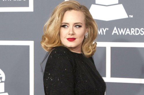 Адель вернулась с первой за шесть лет песней - ВИДЕО