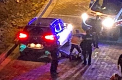 Gənc qız avtomobillə sevgilisinin başını əzib öldürdü - FOTO