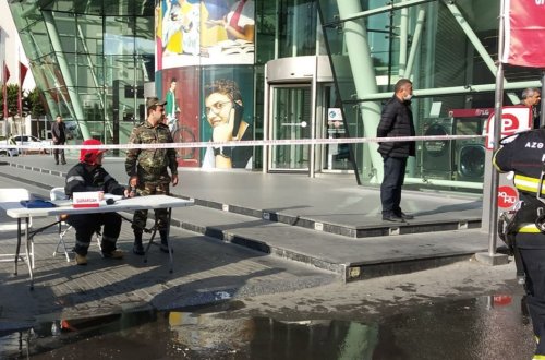 Yanğınla bağlı qərargah yaradıldı, sakinlər təxliyyə edildi