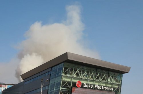 Heydər Əliyev prospektindən Ağa Nemətulla küçəsinə giriş məhdudlaşdırıldı (YENİLƏNİB)