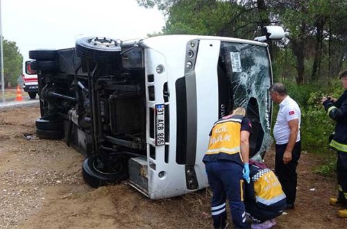 Rus turistlər Antalyada qəzaya düşdü