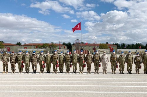 Türkiyədə kursda iştirak edən Azərbaycan hərbçilərinin buraxılış mərasimi keçirilib
