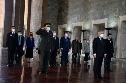 Делегация парламента Азербайджана посетила Аныткабир - ФОТО