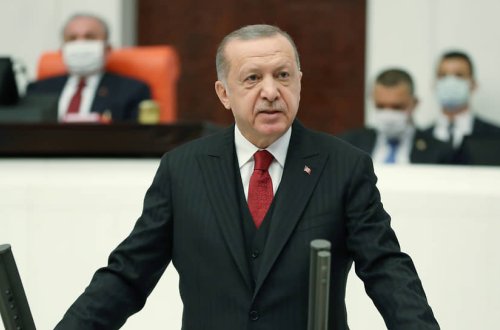 Ərdoğan Azərbaycanı Müstəqilliyinin Bərpası Günü münasibətilə təbrik edib