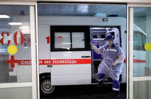 Rusiyada ambulans qəzaya düşdü, içərisindəki xəstə öldü