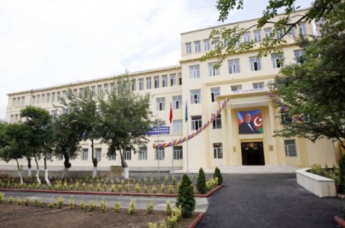 Bakıda daha bir məktəb distant təhsilə keçdi