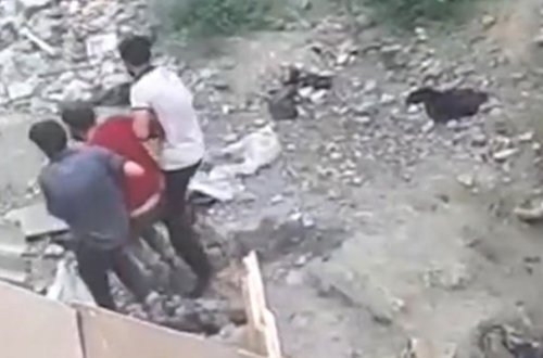 Bakıda yarımçıq tikili narkotik yuvasına çevrilib - Video