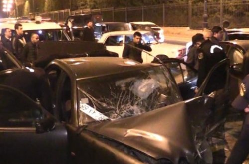 Bakıda polis əməkdaşı qəzaya düşdü