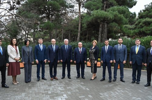 Вагит Алекперов принял участие в открытии нового головного офиса Yelo Bank